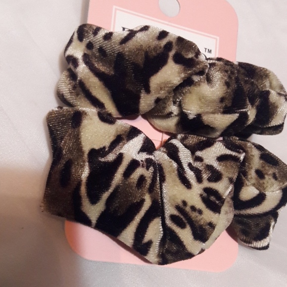 Scrunchies Hair accessories  2 animal print - Picture 2 of 3